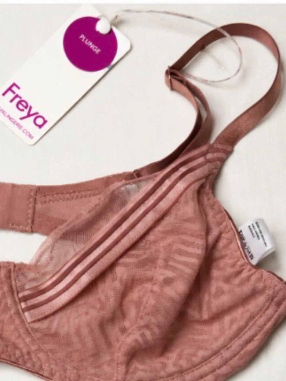 Freya Plunge Underwire Bra – Rose Dust Pink – NWT – US 28DDD